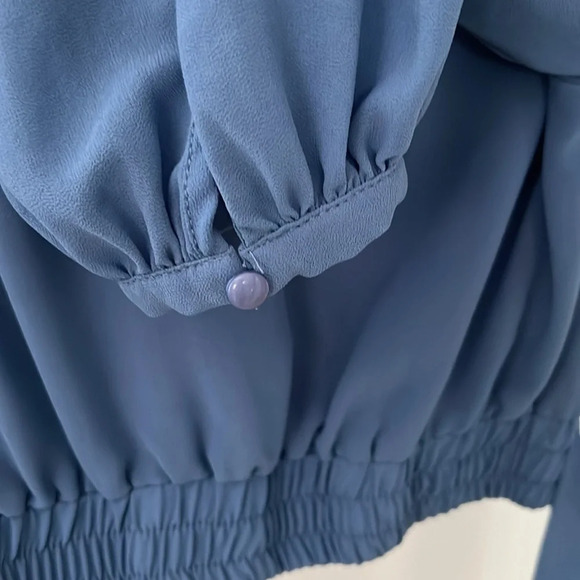 crop top blouse Tie waist. Size S. - Picture 6 of 11